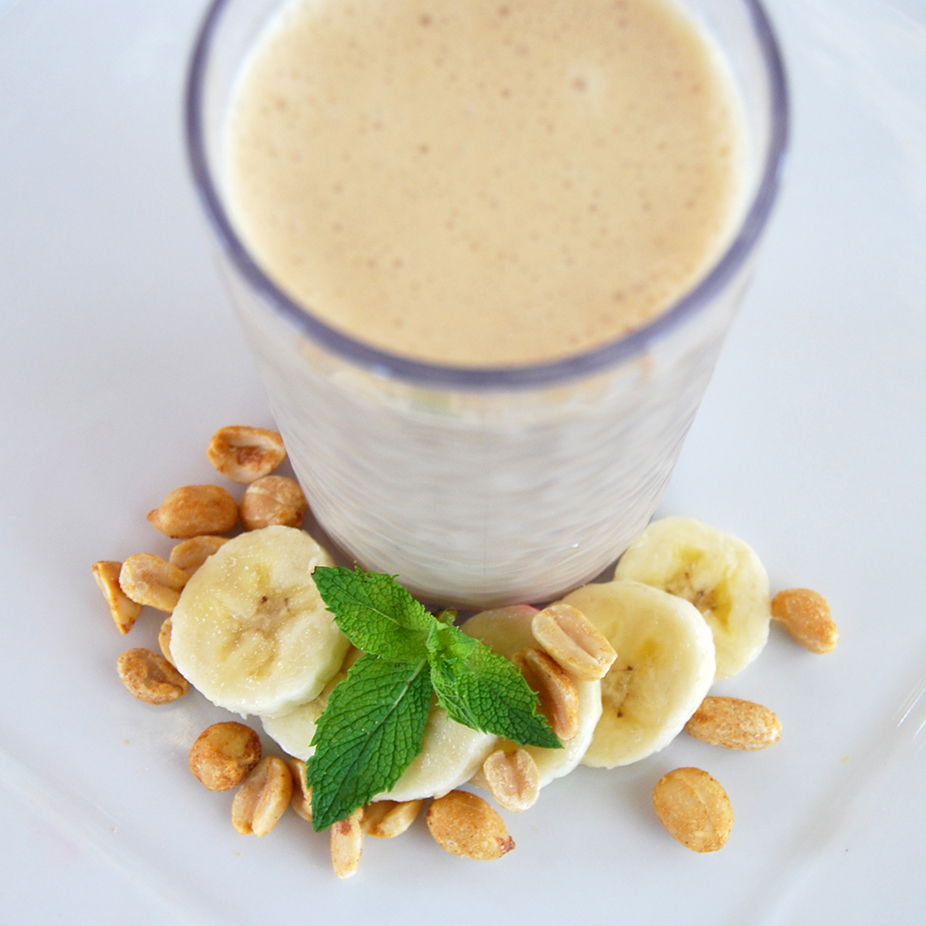 Smoothie with bananas and nuts.